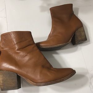 Freda Salvador leather brown block heels boots